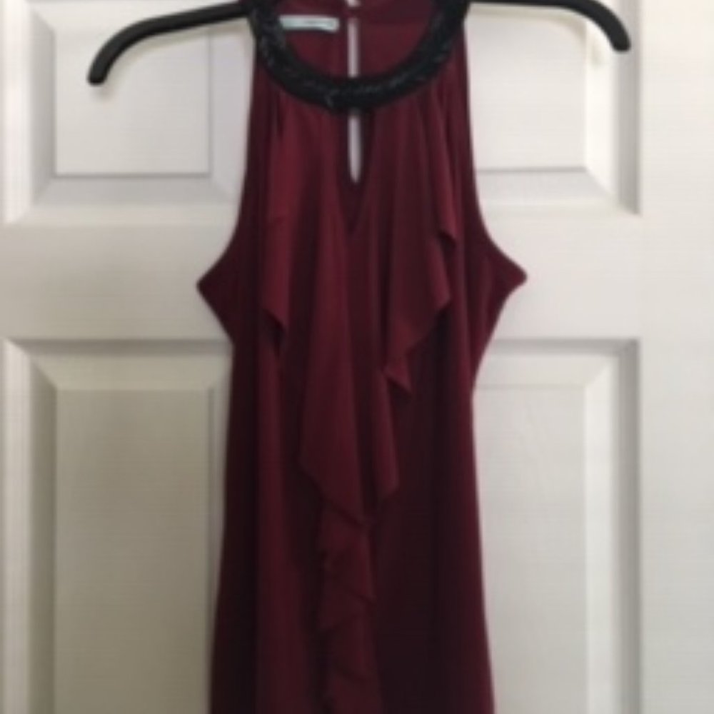 Burgundy sleeveless top size small